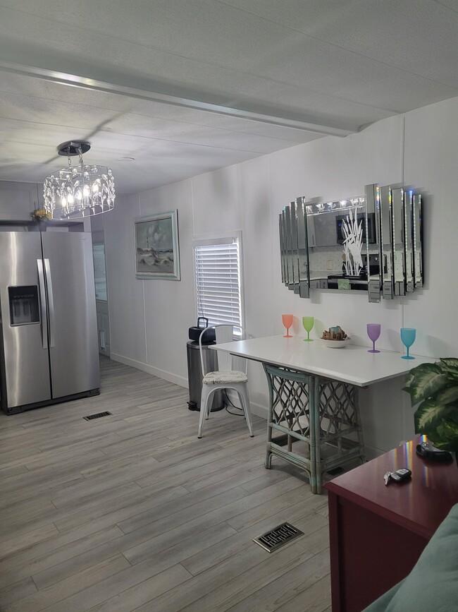 Photo - 6450 Floral Ct