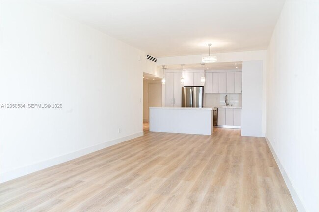Photo - 19390 Collins Ave Unidad PH-24
