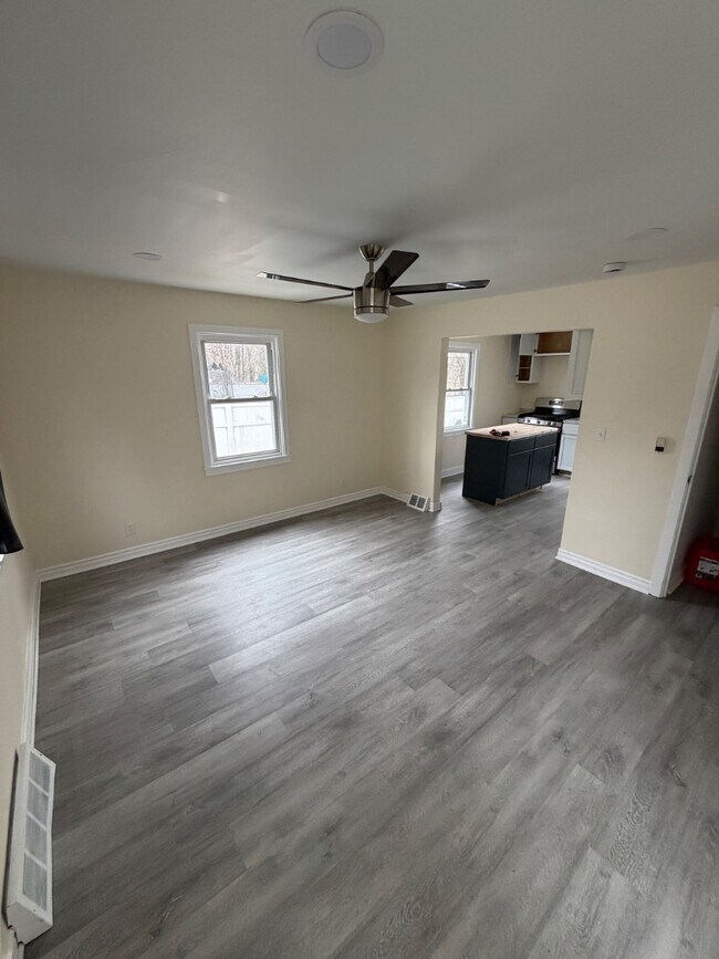 Photo - 501 Pearl Harbor St