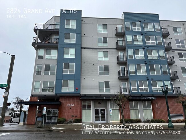 Building Photo - 2824 Grand Ave