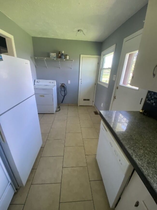 Photo - 718 E 23rd Ave Unidad B