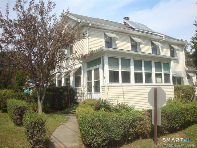 Photo - 15 Warren St
