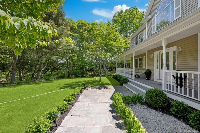 Photo - 167 Tuckahoe Ln
