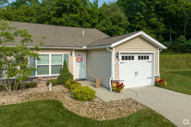 Photo - Redwood Newark