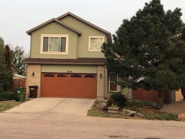 Building Photo - Coming Soon! 5 Bedroom home on Fairweather for Rent!