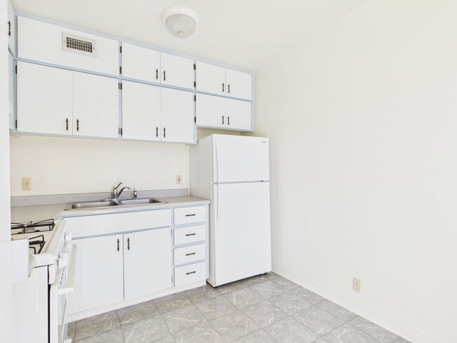 Photo - 1 bedroom Ocean Forest condo for rent