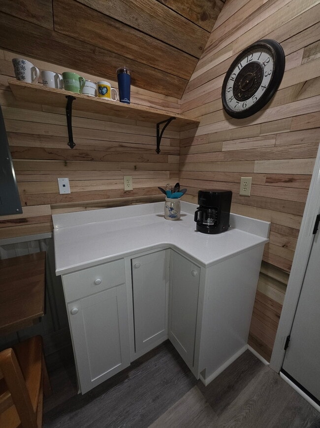 Photo - 820 Clearview Rd