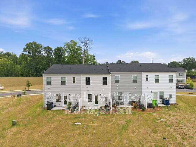 Photo - 2495 Tonoloway Dr