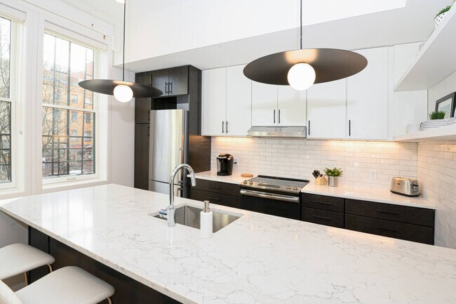 50 E Court St Unit SI ID1624840P