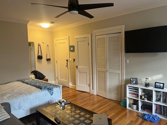 Photo - 393 Broadway Unidad 1