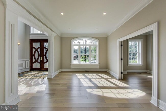 Photo - 3104 Sleepy Hollow Rd