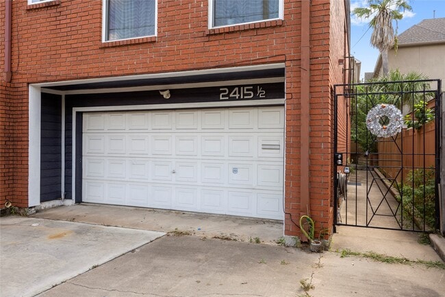 Photo - 2415 Dunlavy St Unit 1/2