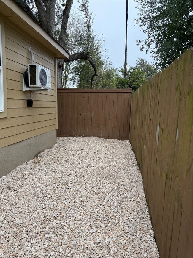 Photo - 534 Sulphur St