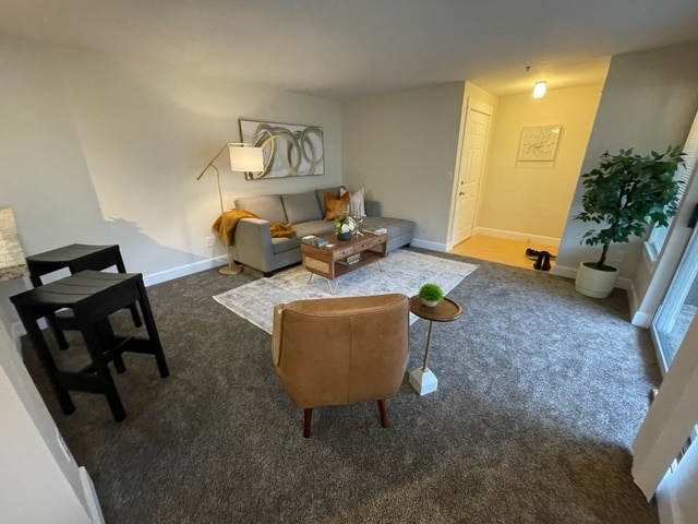 Living room - 300 N 130th St Unit 6-101