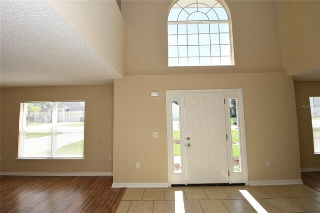 Photo - 27 Riverdale Ln
