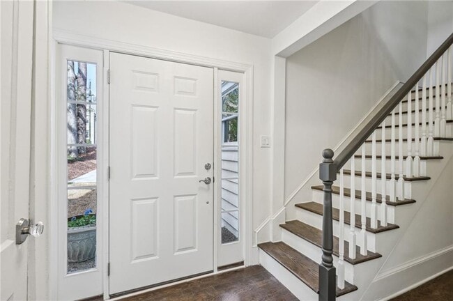 Photo - 43 Peachtree Way NE