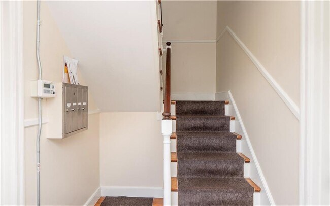 Photo - 56 Phelps Rd Unit D