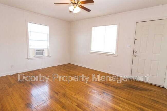 Photo - 100 James St Unit B