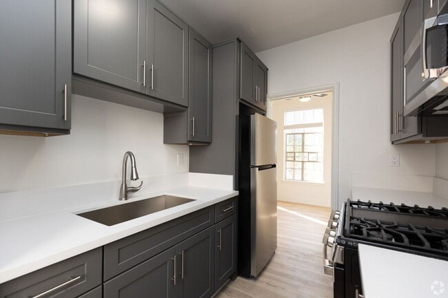 Spacious Apartment in Koreatown