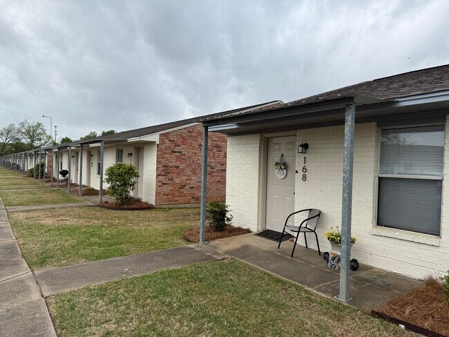 Hideaway Place Apartments