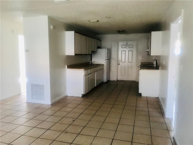 Photo - 1038 NW 8th Ave