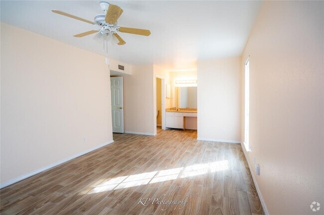 Building Photo - 12500 Sandpiper Dr Unit 76 Rental