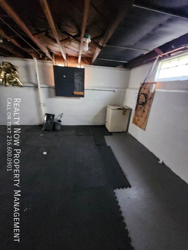 Photo - 20671 Wilmore Ave