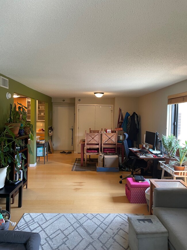 52 Groveland Terrace