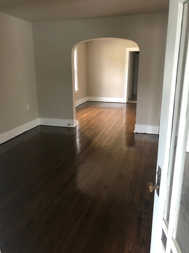 Photo - SECTION 8 ACCEPTED!!! Glen Park! Original ...