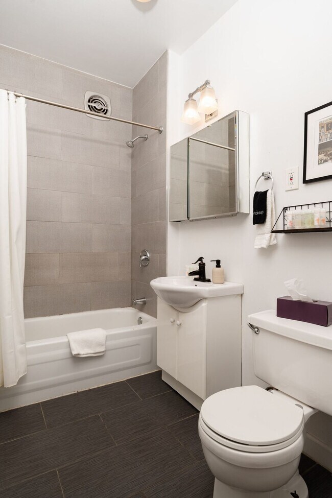 Photo - 910N N Damen Ave Unit SI FL3-ID1501223P