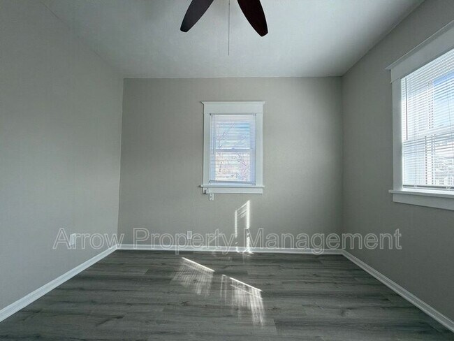 Photo - 130 N 27th St Unit 5