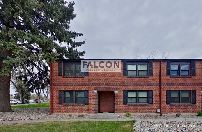 Building Photo - 2431 Paseo Rd