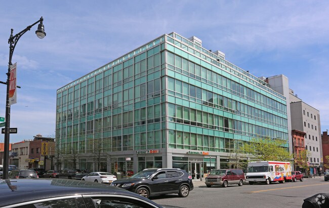 Primary Photo - 531 Myrtle Ave