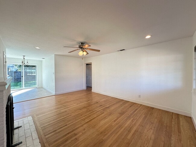 Photo - Charming Tahoe Park 3 Bedroom