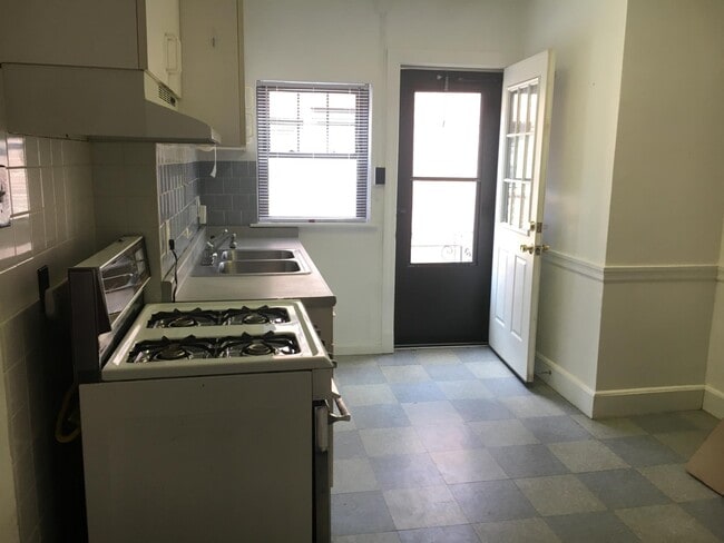 Photo - 15 Beechcroft St Rental