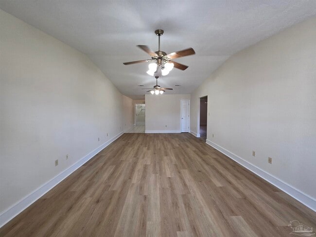 Photo - 916 Rentz Ave