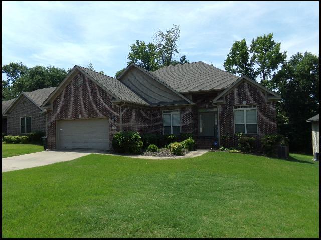 Photo - 37 Woodridge Dr