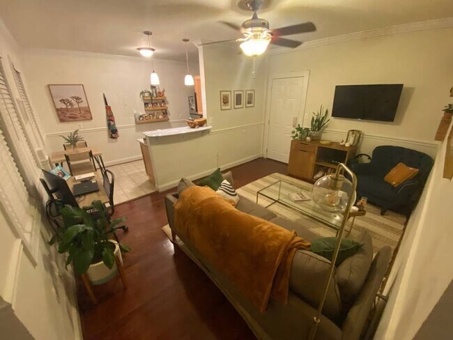 Photo - 315 Evarts St NE Unit 102