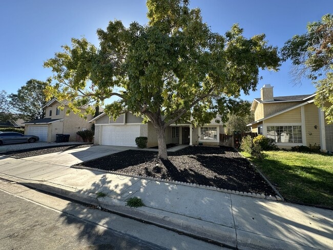 Photo - 4732 Katrina Pl