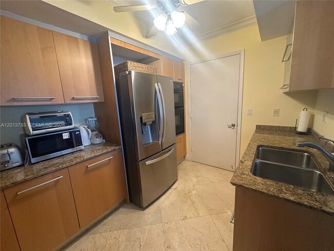 Photo - 18911 Collins Ave Unit 1602