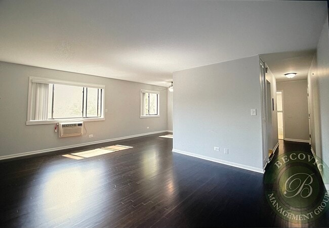 Photo - 7541 N Winchester Ave