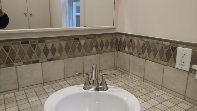 BATHROOM - 40 Chestnut Ave Unit 40 CHESTNUT AVENUE