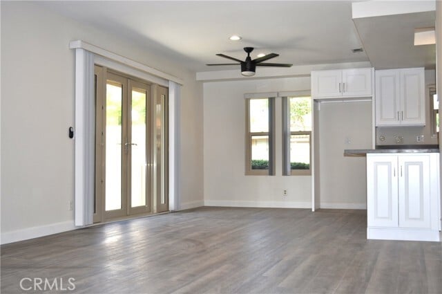 Photo - 2142 Foxglove Rd