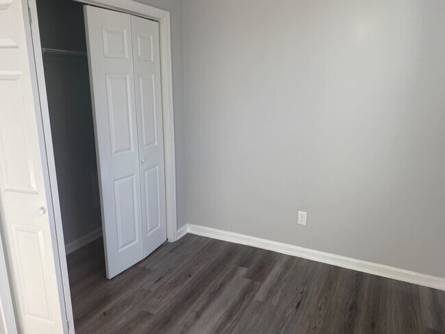 Photo - 1404 N 52nd St Unit B