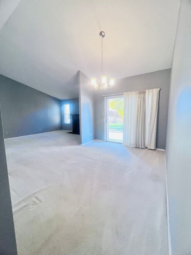 Photo - Perfect Nestled Condo Call Now!