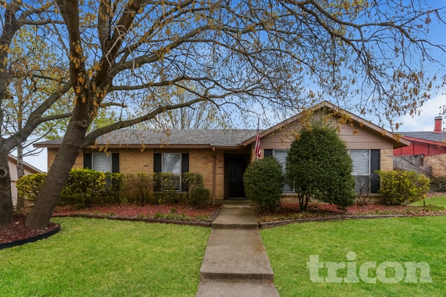 Building Photo - 1230 Meadow Creek Dr