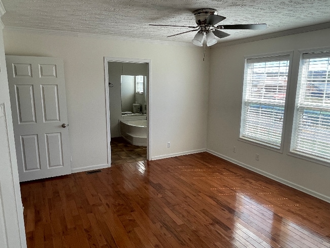 Photo - 150 W Dumplin Valley Rd