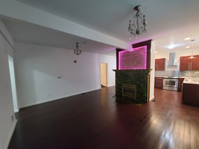 Photo - 325 S Goodman St Unit DN