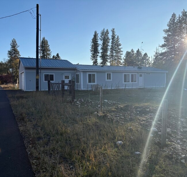 Photo - 3599 Cemetery Rd