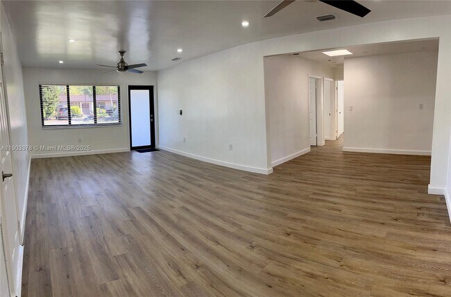 Photo - 4640 SW 94th Ct